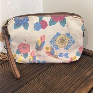 NWT Catchfly Floral and leopard Patterned Wristlet Clutch Essentials pouch